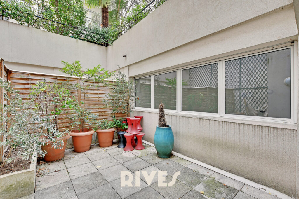 Place des Victoires – Terrasse - Image 4