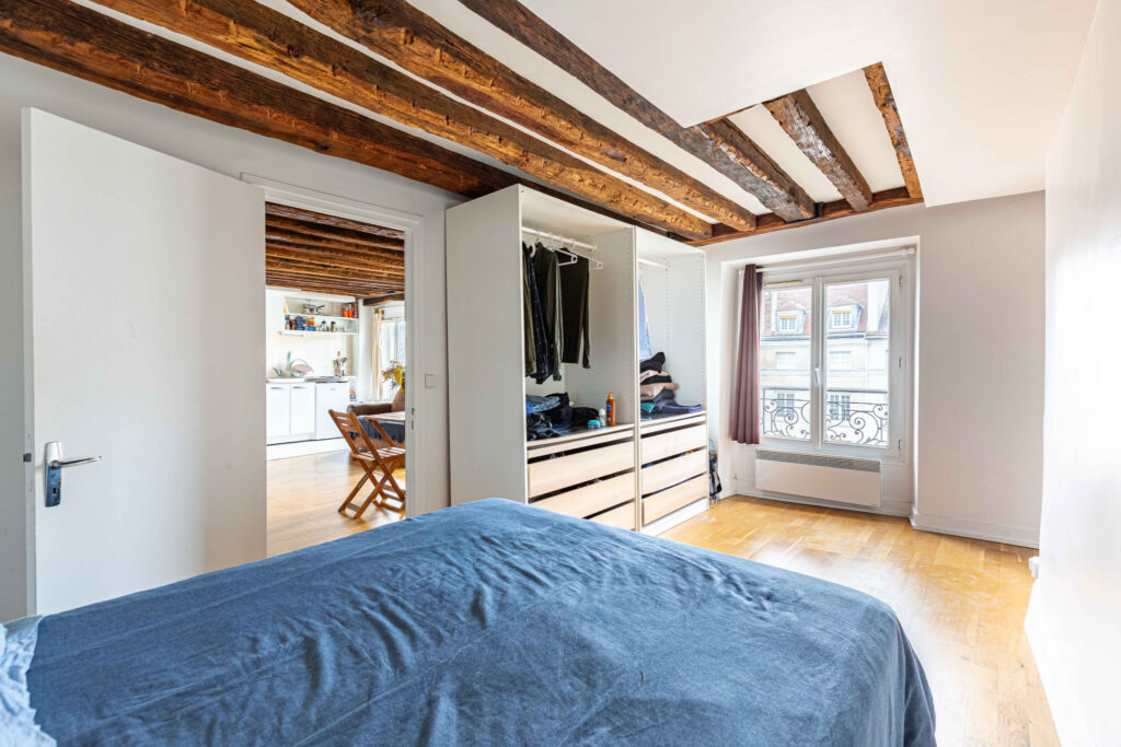 Place du Marché Sainte Catherine, 2-room apartment - Image 6