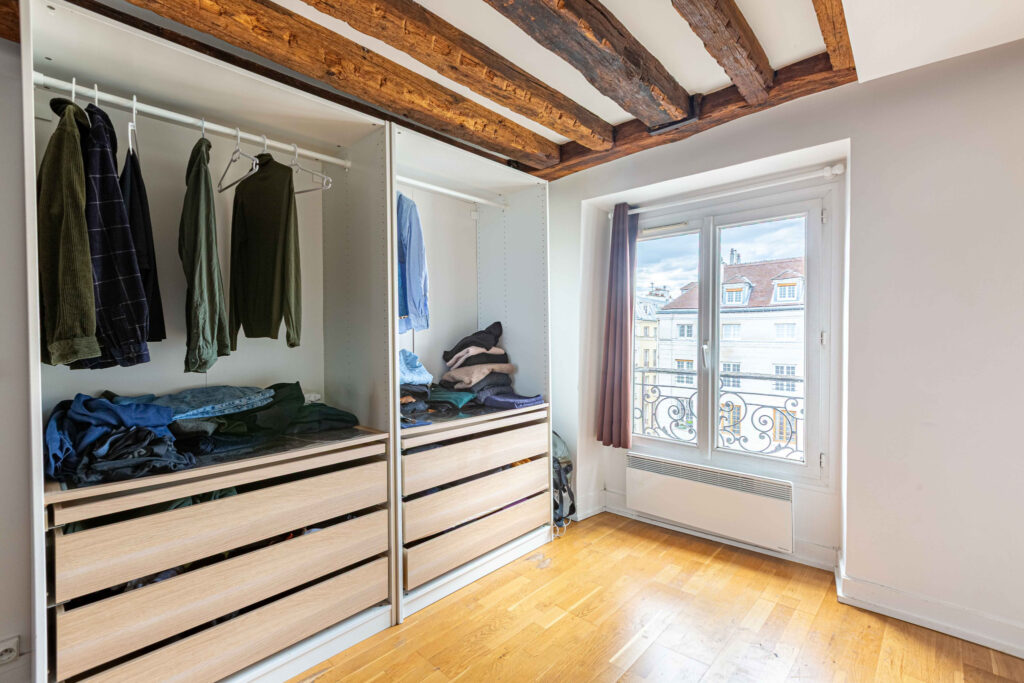 Place du Marché Sainte Catherine, 2-room apartment - Image 8