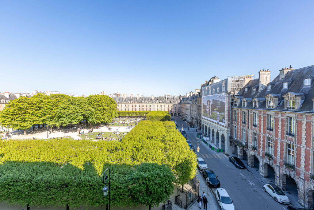 Place des Vosges View - Image 13