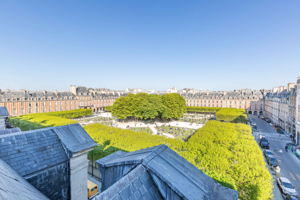 Place des Vosges View - Image 1