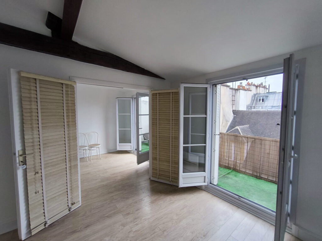SEVIGNE TERRASSE VIEW - Image 3