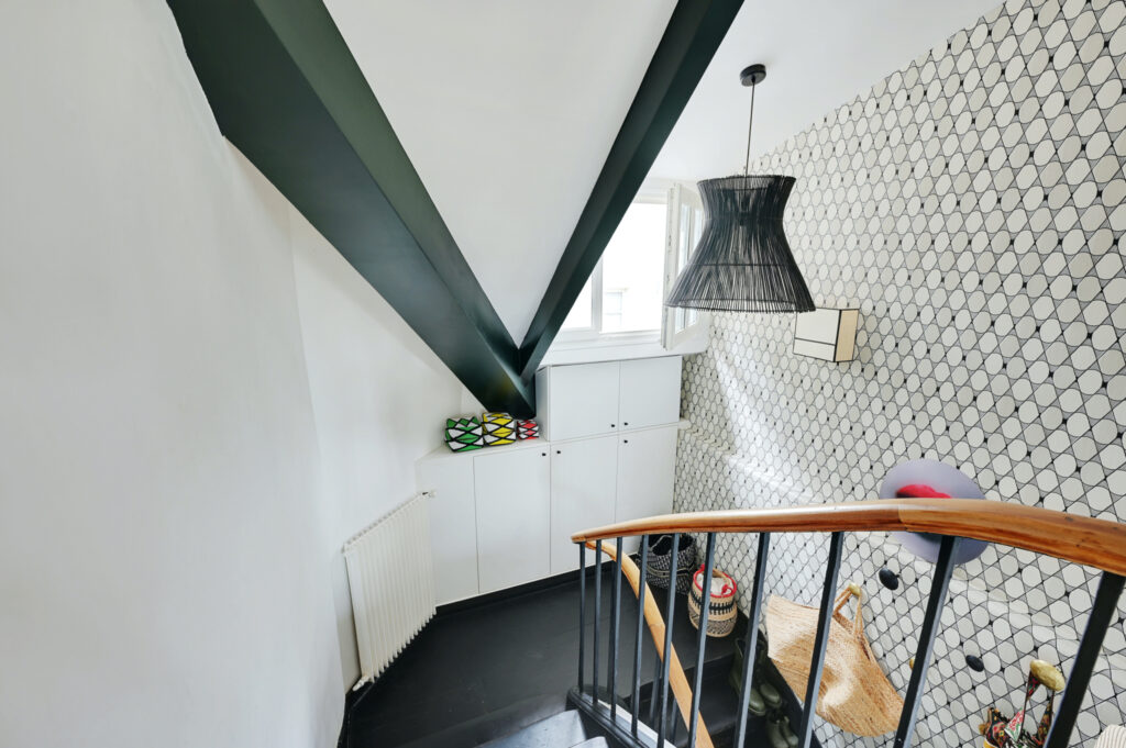 Appartement 3P place du marché Sainte Catherine 75004 - Image 11