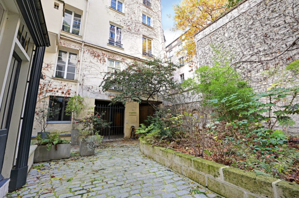 Tournelles / Place des Vosges - Image 6