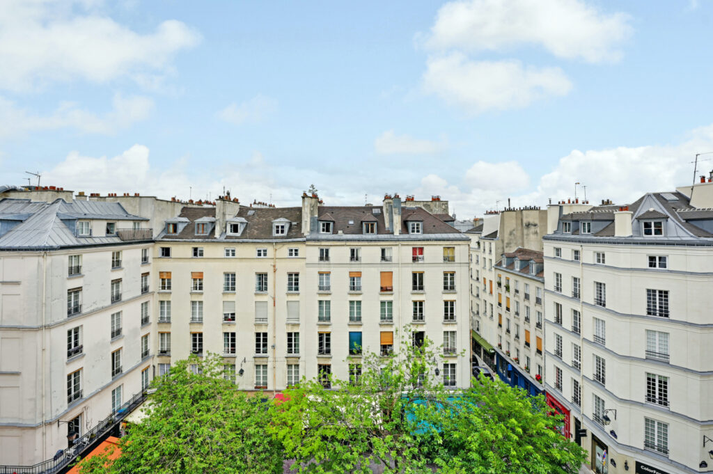 Appartement 3P place du marché Sainte Catherine 75004 - Image 12
