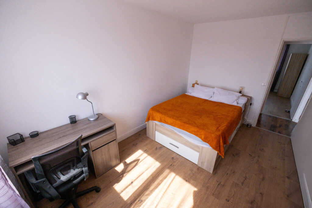 Appartement 4pièces-3chambres avec balcon - Image 10