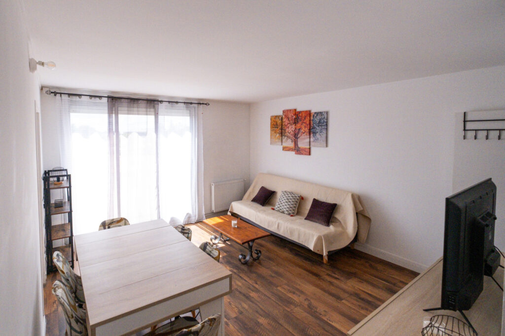 Appartement 4pièces-3chambres avec balcon - Image 2