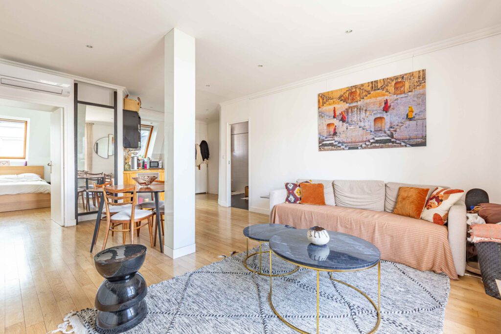 Champs de mars / Place Joffre Terrasse View - Image 6