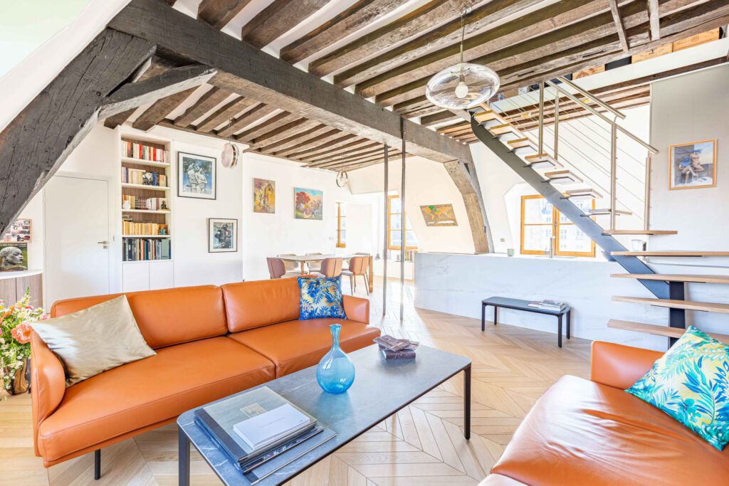 Place des Vosges View - Image 5