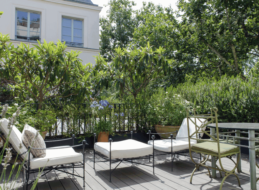 Hôtel Particulier – Quai des Céléstins - Image 1